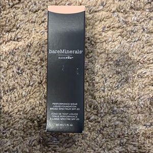 bareMinerals Makeup - Bare minerals bare pro foundation in cool beige. bareMinerals Makeup - Bare minerals bare pro foundation in cool beige.